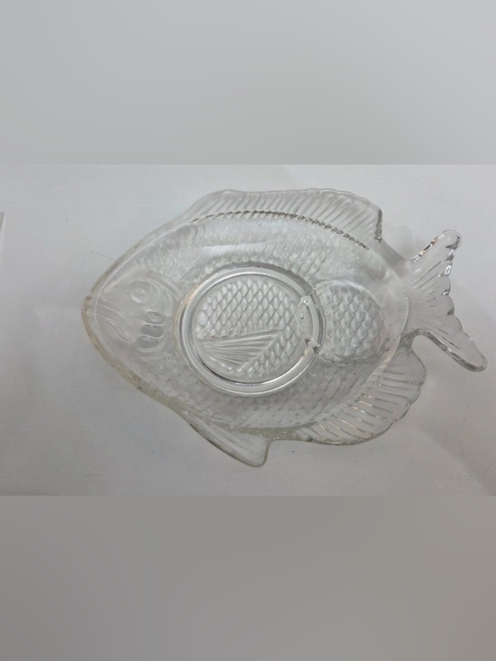 Vintage Clear Pressed Glass Fish Shaped Serving Dish Bowl Detailed Scale Pattern